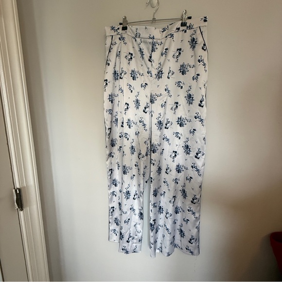 Kaari Blue Pants - NWT Kaari Blue Floral White and Blue Women's Pants